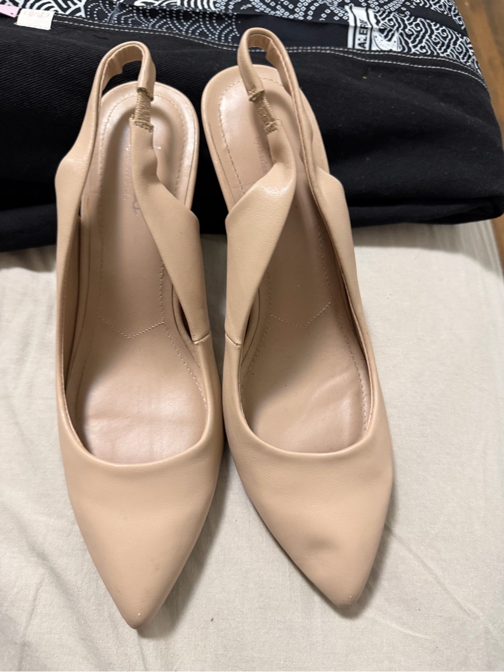 Charles David Nude Pointed Toe Slingback Heels